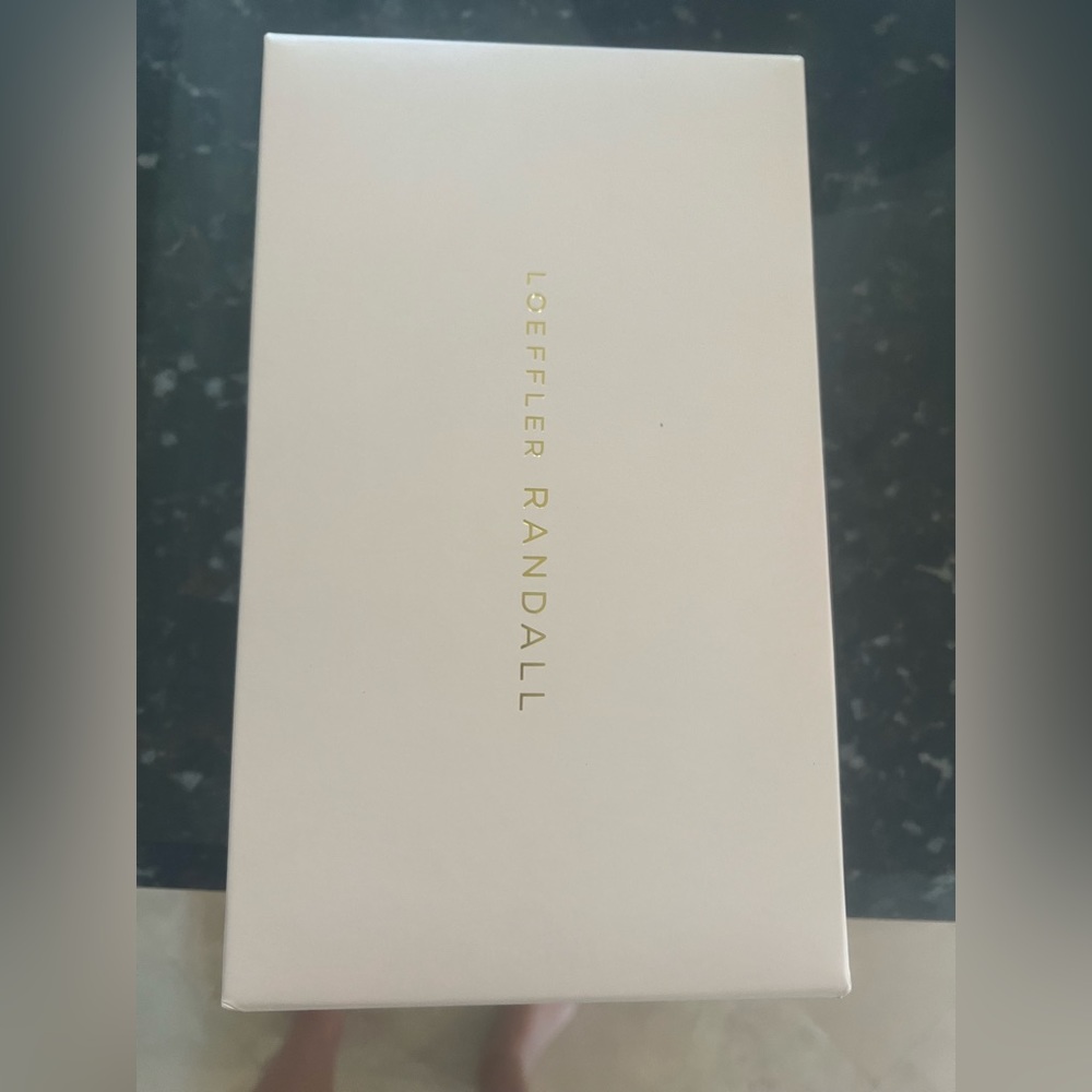Loeffler Randal Shoe Box ships fast
